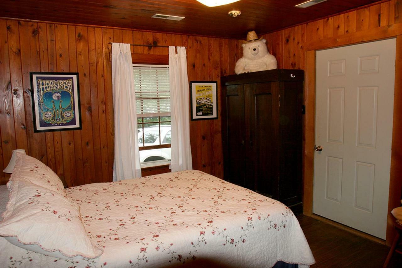 Pine Gables Cabins Villa Lake Lure Ngoại thất bức ảnh