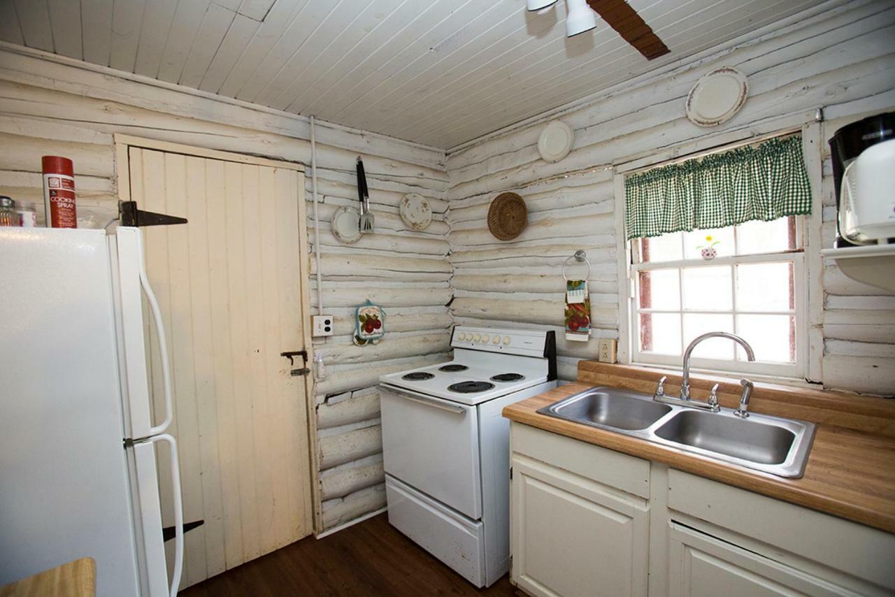 Pine Gables Cabins Villa Lake Lure Ngoại thất bức ảnh